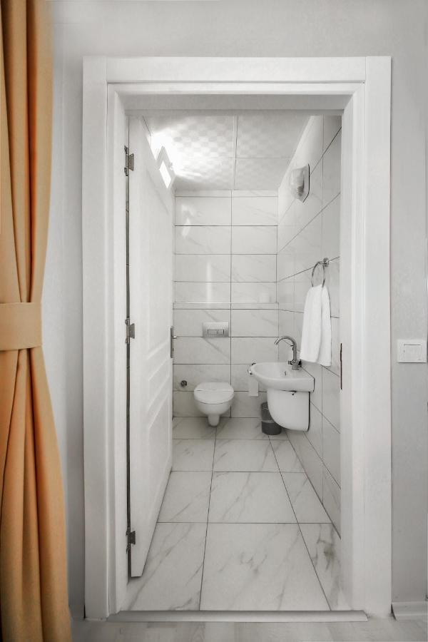 Adam Apart Hotel Antalia Esterno foto